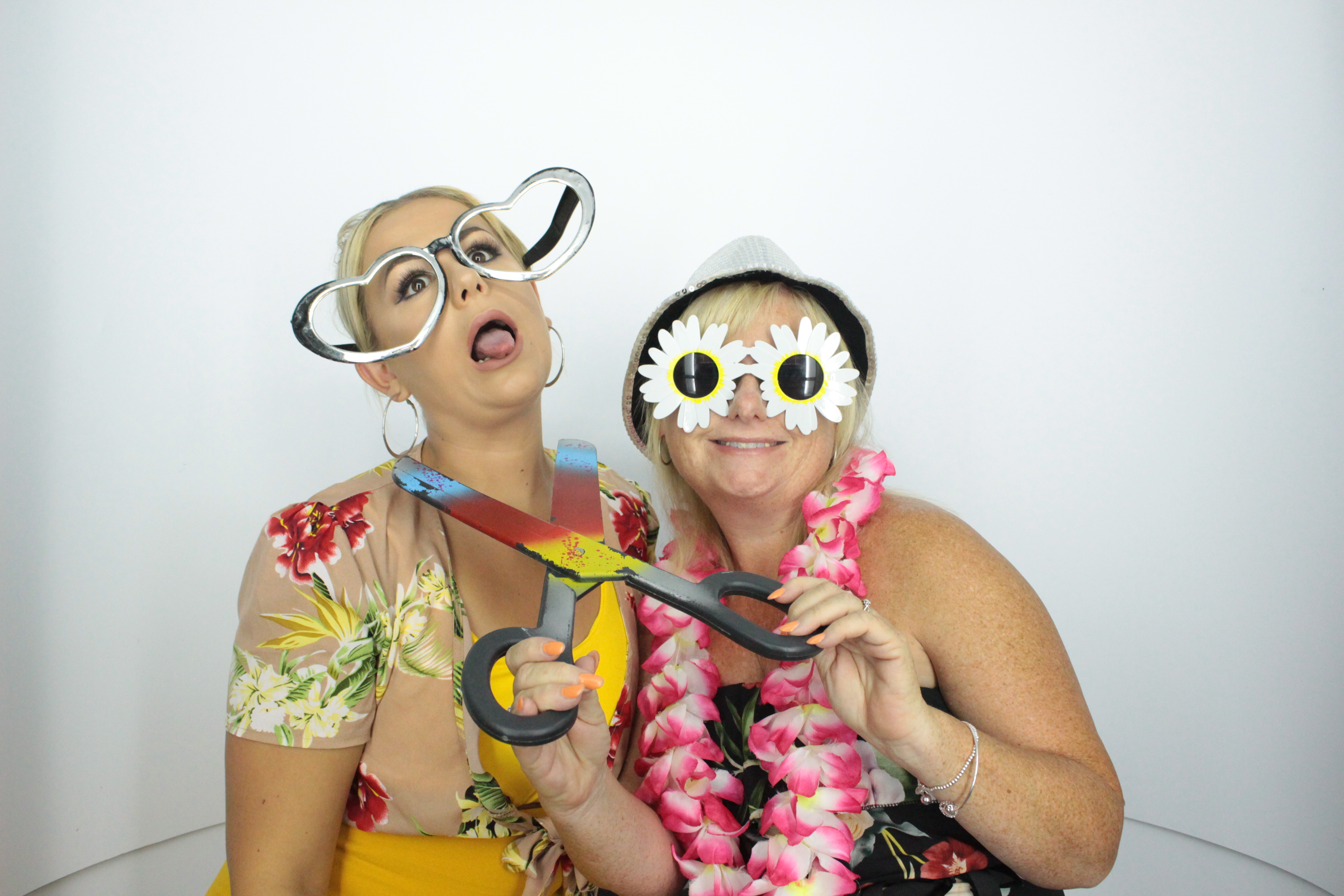 Martin & Colleen’s Joint 50th | View more photos from the event at gallery.myphotoboothexperience.co.uk/u/MyPhotoBoothExperienceLtd/Martin-Colleen’s-Joint-50th